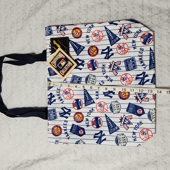 New York Yankees MLB Loudmouth Cooperstown Collection Retro Tote Bag NWT - Picture 16 of 16